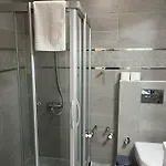 Hotel Anchor *